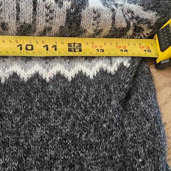 Andes Alpaca Fringed Hoodie Black/Cream Womens S/M Kangaroo Pockets - Picture 6 of 16